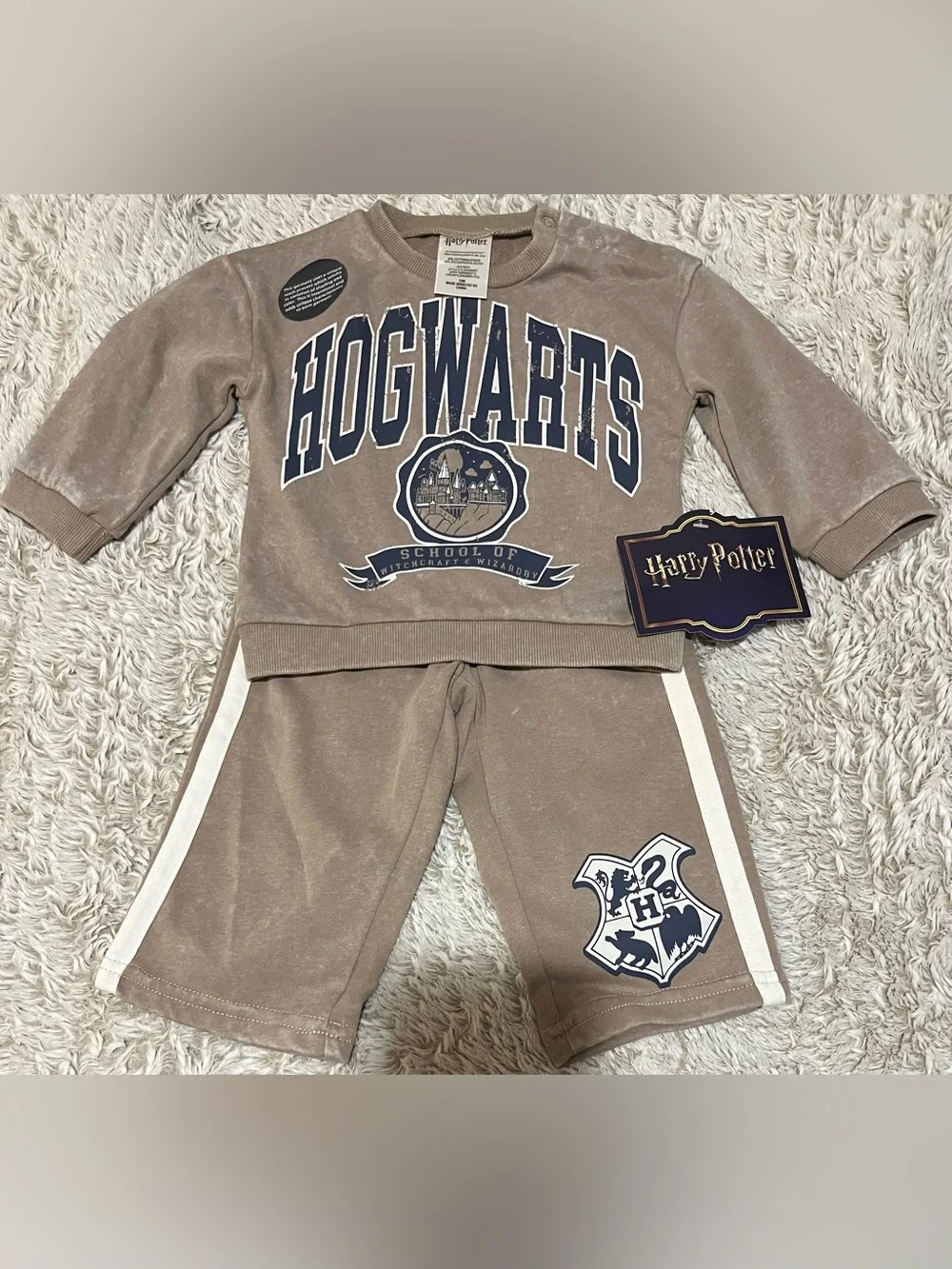 Harry Potter. Kids' Hogwarts 2 piece pants, and sweater set